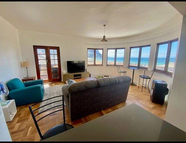 1 BEDROOM APARTMENT FOR SALE IN FISH HOEK